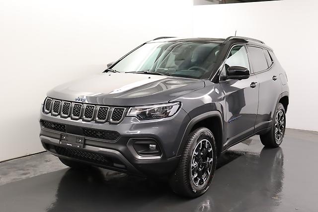 JEEP Compass 1.3 Trailhawk 4xe: Jetzt Probefahrt buchen!