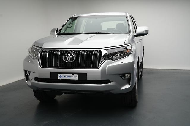 TOYOTA Land Cruiser 2.8 D 204 Comfort: Jetzt Probefahrt buchen!