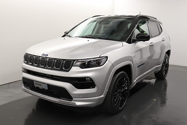 JEEP Compass 1.3 S Plus 4xe: Jetzt Probefahrt buchen!