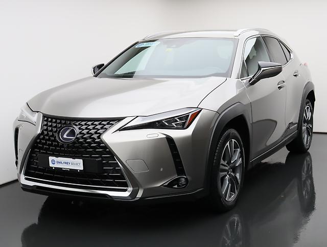 LEXUS UX 300e Excellence: Jetzt Probefahrt buchen!