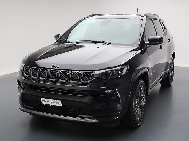 JEEP Compass 1.3 Turbo S: Jetzt Probefahrt buchen!