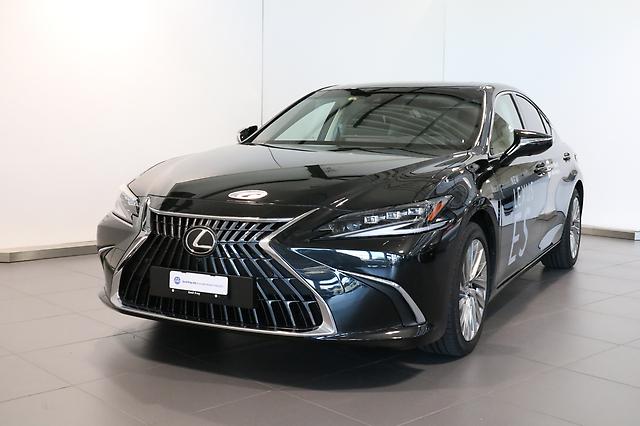 LEXUS ES 300h Excellence: Jetzt Probefahrt buchen!