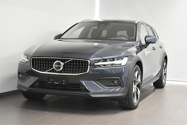 VOLVO V60 Cross Country 2.0 B4 Plus AWD: Jetzt Probefahrt buchen!