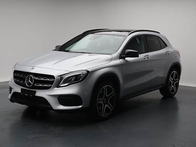 MERCEDES-BENZ GLA 250 AMG Line 4m: Jetzt Probefahrt buchen!