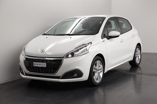 PEUGEOT 208 1.2 PureTech Style S/S: Jetzt Probefahrt buchen!