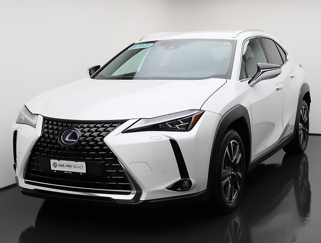 LEXUS UX 250h Excellence: Jetzt Probefahrt buchen!