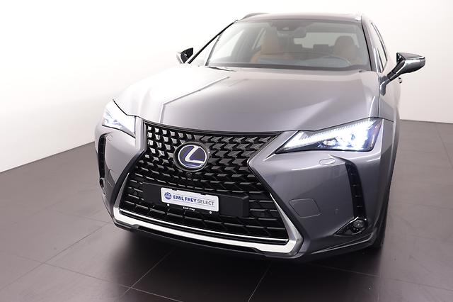 LEXUS UX 300e Excellence: Jetzt Probefahrt buchen!