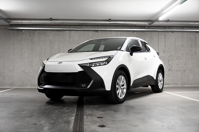 TOYOTA C-HR 1.8 HEV Comfort: Jetzt Probefahrt buchen!