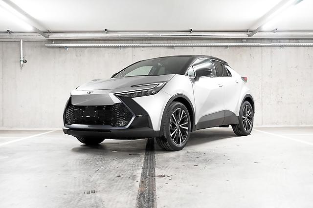 TOYOTA C-HR 2.0 HEV Style 4x4: Jetzt Probefahrt buchen!