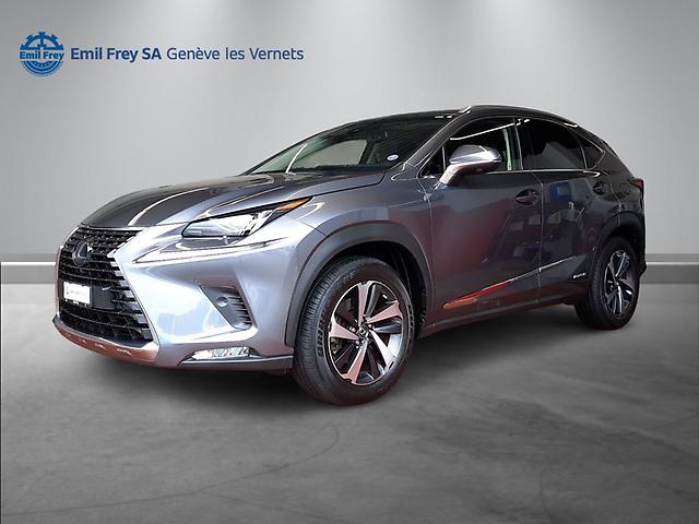 LEXUS NX 300h Excellence: Jetzt Probefahrt buchen!