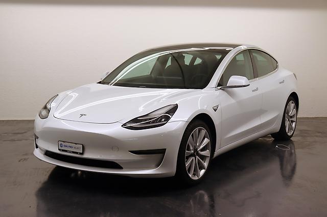 TESLA Model 3 Long Range D: Jetzt Probefahrt buchen!