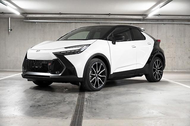 TOYOTA C-HR 2.0 PHEV GR Sport Premiere: Jetzt Probefahrt buchen!